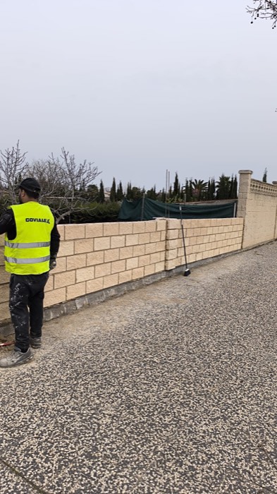 Construcción de muro de bloque - Reformas Marian Zaragoza