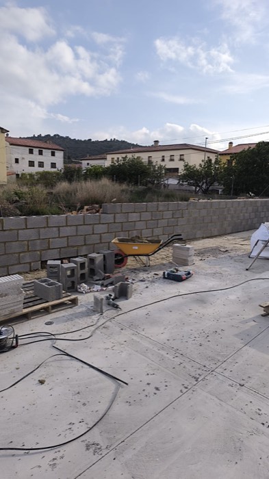 Muro de bloque de hormigón - Reformas Marian Zaragoza