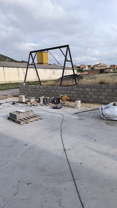 Muro de bloque de hormigón - Reformas Marian Zaragoza