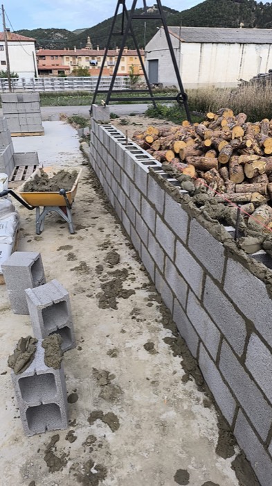 Muro de bloque de hormigón - Reformas Marian Zaragoza